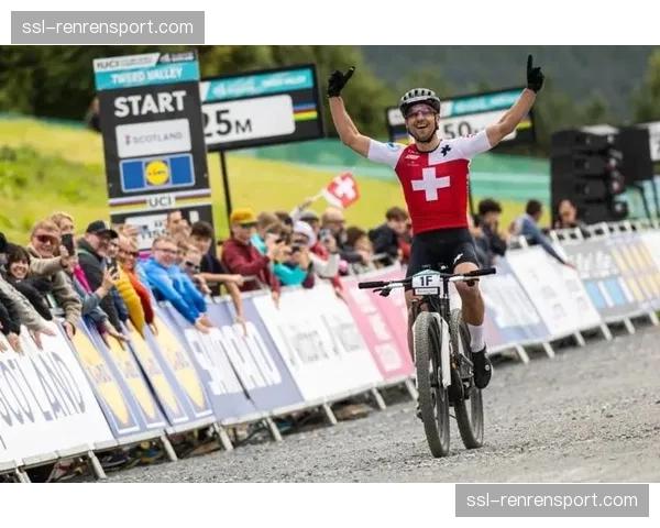 传奇车手尼诺·舒尔特谈角色转变:退役后的车队管理生涯 传奇车手尼诺·舒尔特谈角色转变:退役后的车队管理生涯